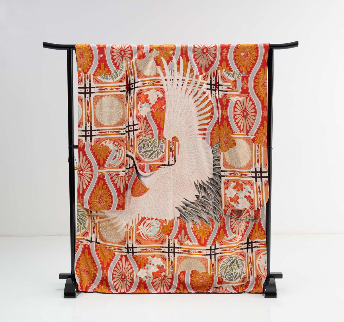 立涌文様に大鶴の舞う振袖 | F-003