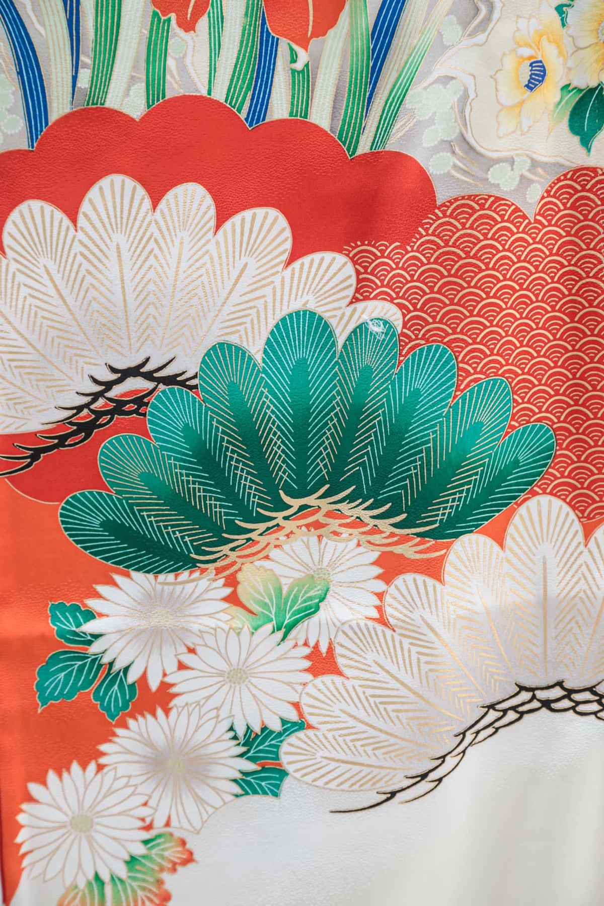 花咲き乱れる間におしどりの振袖 | F-007