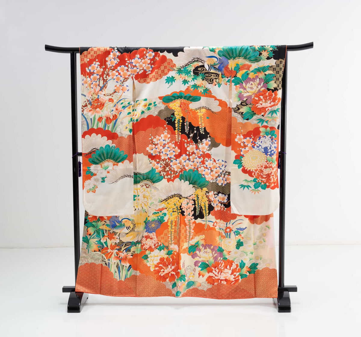 花咲き乱れる間におしどりの振袖 | F-007